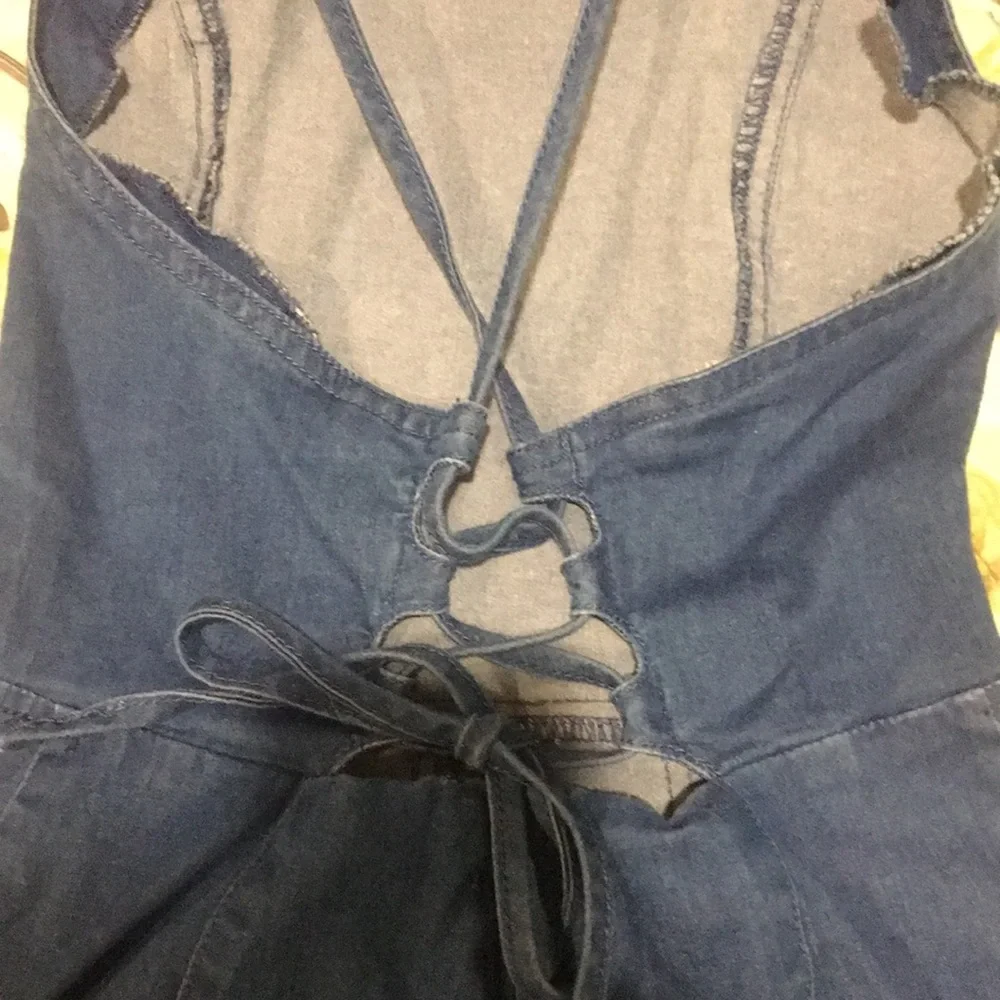 Lush womens spaghetti Crisscross Denim Romper shorts stretch pockets size S